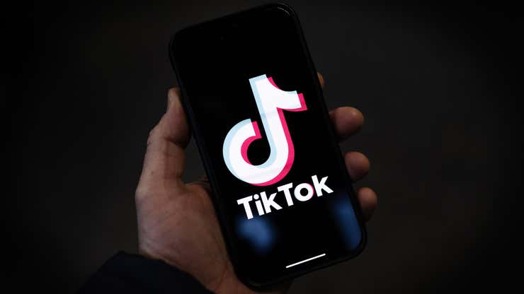 Image for Instagram and Facebook Are Using Fears of a TikTok Ban to Poach Influencers